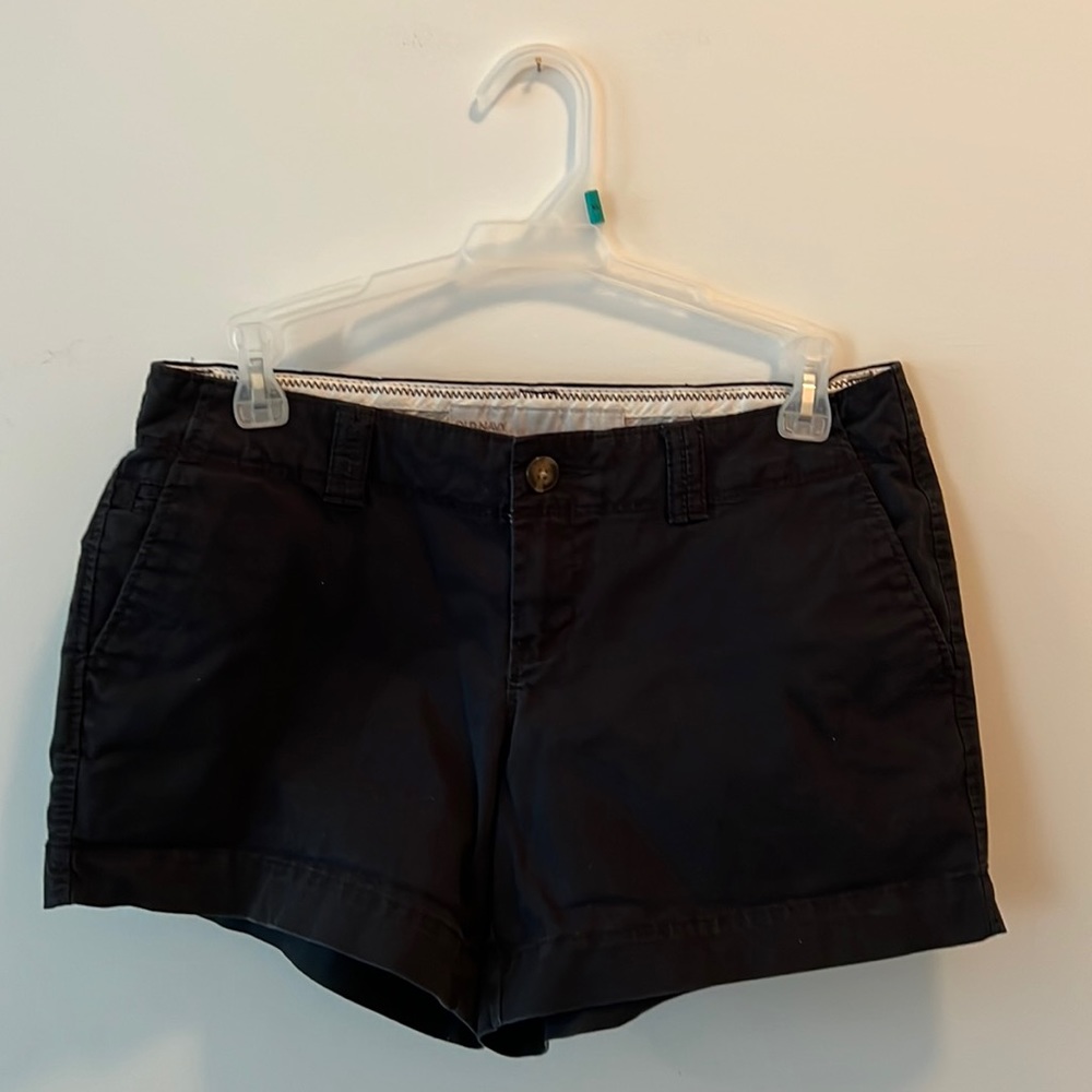 💙💛Old navy low rise black shorts💙💛
